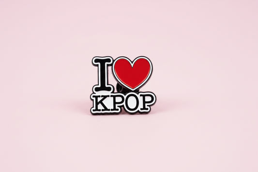 Pin - ”I ❤️ KPOP"