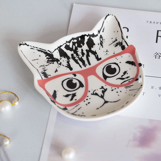 Kawaii kattfat i vitt porslin - Smyckesfat eller godisskål med söt kattdesign