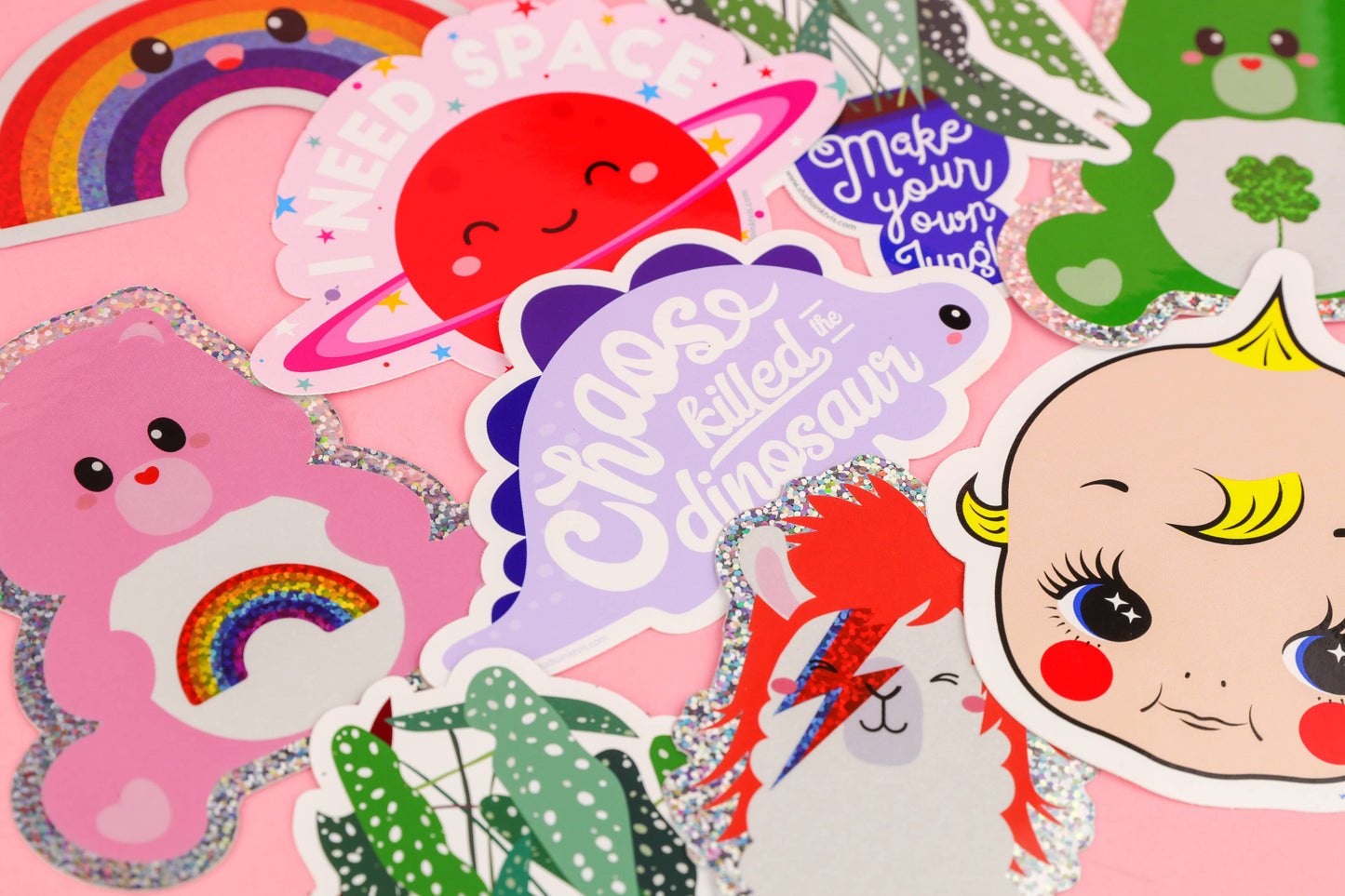 Glittrigt Care Bear Klistermärke - Kawaii Dekal för Laptop & Vattenflaska