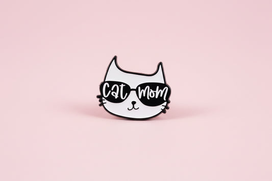 Pin ”Cat Mom”