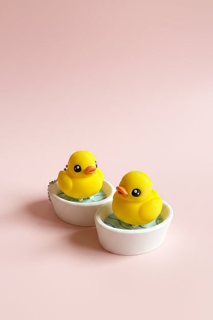 Söt Badanka i Balja Nyckelring - Kawaii Fidget Clicker
