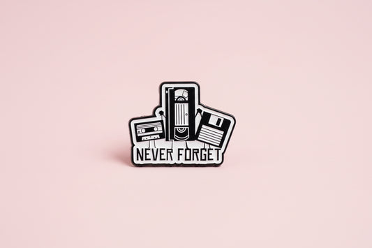 Pin ”Never forget”