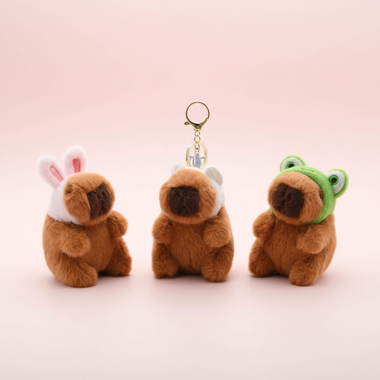 Söt Capybara Nyckelring - Kawaii Väskhänge för Anime & Djurälskare - Pink Panda Style product photo