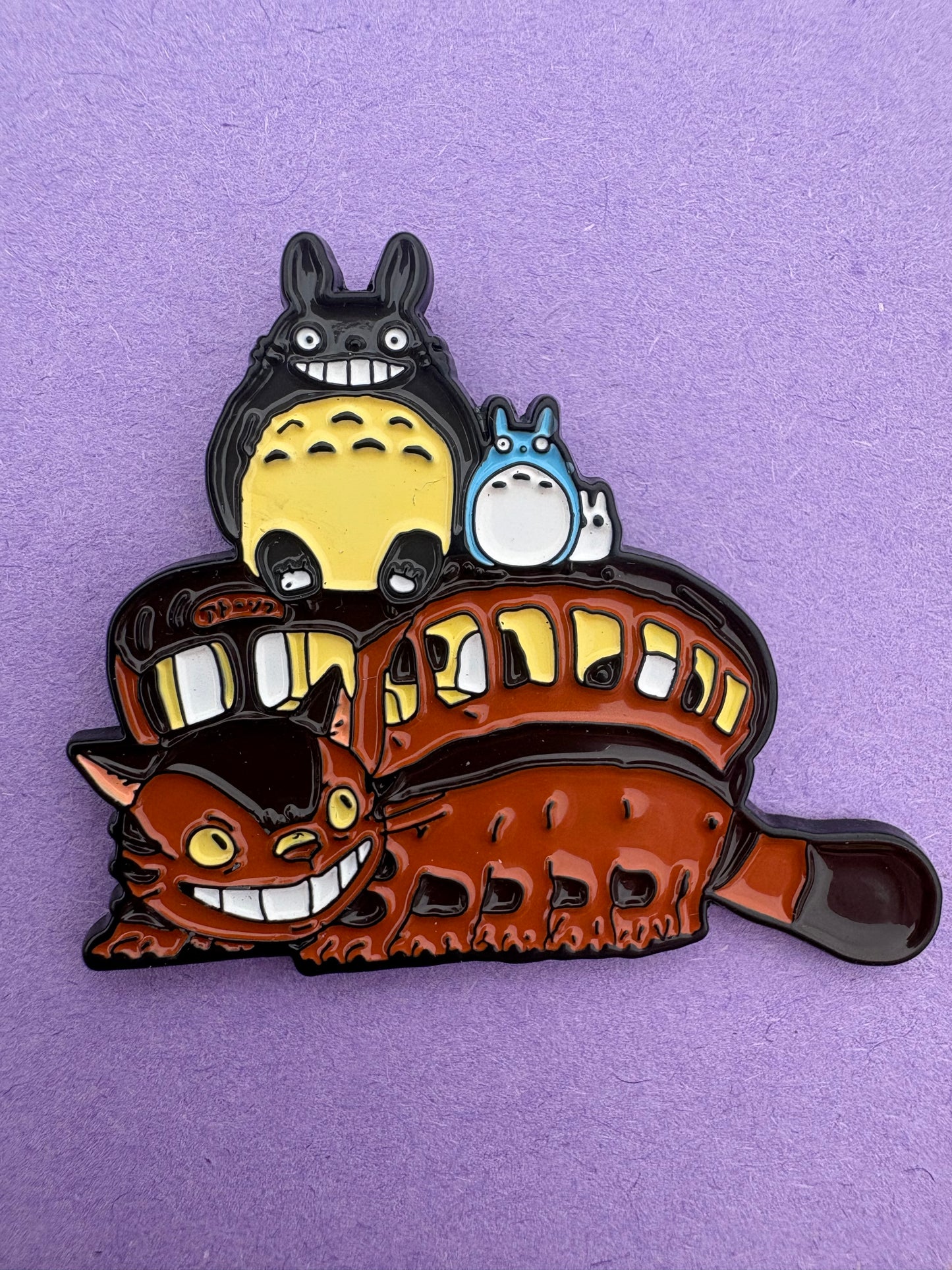 Studio Ghibli Totoro Pin - Kawaii Design för Väskor & Jackor (Liten)